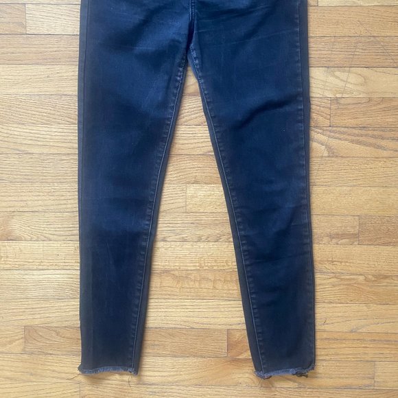 Levi's 720 High Rise Super Skinny Jeans - Picture 3 of 8